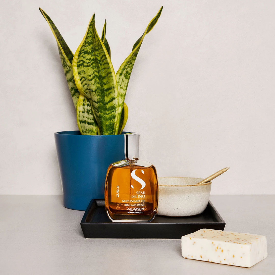 Alfaparf Milano Semi Di Lino Curl Multi-Benefit Oil 100ml 4 Alfaparf Milano Semi Di Lino Curl Multi-Benefit Oil 100ml - Image 2